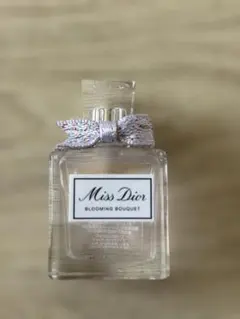 Miss Dior オードトワレ　5ml