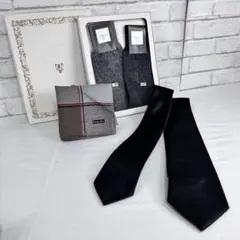 未使用Christian Dior 靴下 ハンカチ ネクタイ まとめ 冠婚葬祭のサムネイル