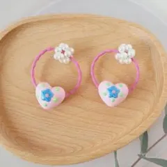 ピンク色の可愛いハート型ヘアゴム　ハンドメイド　キッズ　匿名配送　No.852