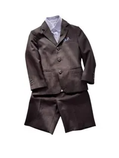 フォーマルスーツ　黒地　ストライプ　110cm