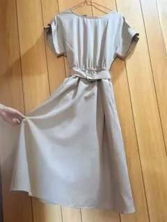 GLACIER 半袖ワンピース ベージュ