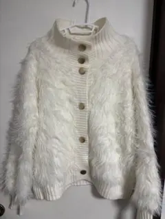 ホワイトファーカーディガン