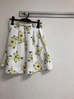 スカート　花柄　MERCURYDUO マーキュリーデュオ