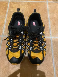 Coleman メッシュスニーカー 黒/オレンジ