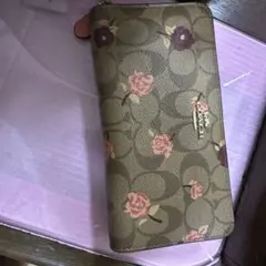 COACH シグネチャー ローズプリント 長財布 - メルカリ
