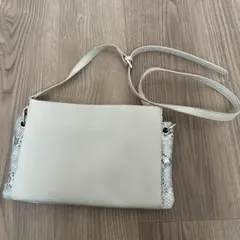 アズールバイマウジー　ショルダーバッグ