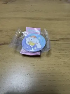 シナモンロール くら寿司 ビッくらポン 缶バッジ