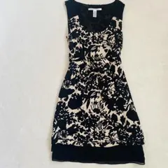 【美品】DVF ダイアンフォンファステンバーグサイズ4 花柄 ブラック ベルト付