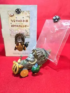 トトロ 2011年カレンダー 未使用 - メルカリ