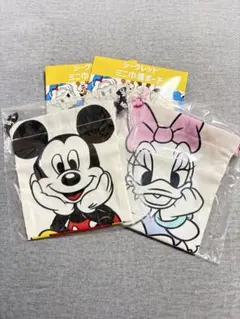 ディズニーストア　シークレットポーチ