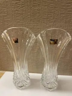 ガラス製　花瓶　2個セットのサムネイル