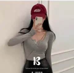 BEIDELLI ボタン　Tシャツ