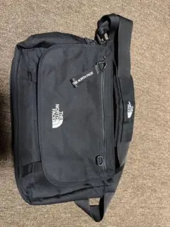 THE NORTH FACE メッセンジャーバッグ ブラックのサムネイル
