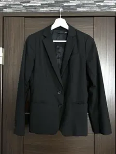 ユニクロ　ウルトラライトダウンジャケット　レディース スーツジャケット M