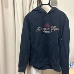 Tommy Hilfiger 黒 パーカー フロントポケット付き