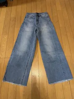 UNIQLO ワイドレッグデニム ライトブルー