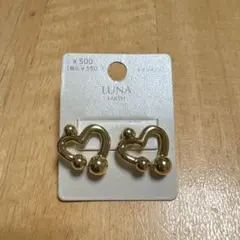 ミセスグリーンアップル風　ロゴ　ピアス　ゴールド