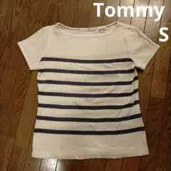 TOMMY HILFIGERトミーフィルフィガー　ボーダーTシャツ　カットソー