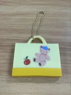 ファミリア　カプセルトイ　イエロー