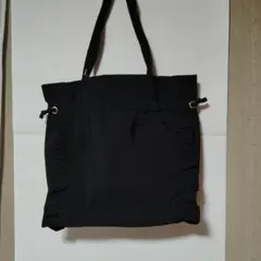 フリル付き黒ナイロンバッグのサムネイル