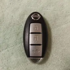 ニッサン純正スマートキー　3ボタン SIE-5WK48904 [H267]のサムネイル