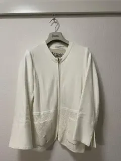 HERNO ノーカラージャケット ホワイトのサムネイル