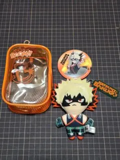 ユニバ×ヒロアカ 爆豪勝己 ぬいぐるみ＆缶バッジセット