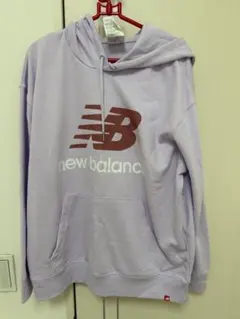 New Balance パーカー ライラック Lサイズ　新品のサムネイル