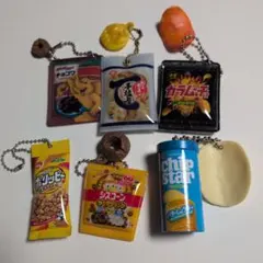ガチャガチャ　お菓子類　6点