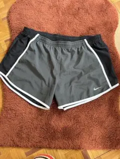 ナイキ　ランニング　トレーニングパンツ