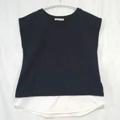 【ナチュラルビューティーベーシック】レイヤードデザインTシャツ/ネイビーのサムネイル