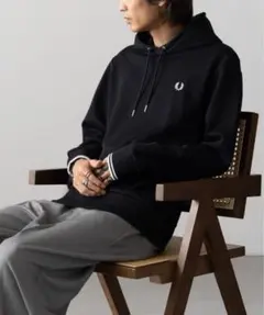 Tipped Hooded Sweatshirt／フレッドペリーパーカー
