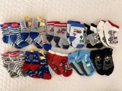 車、電車柄　靴下6足セット