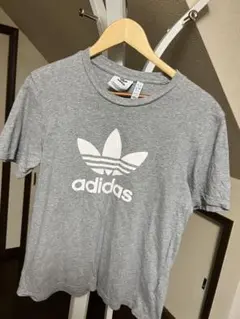 adidas Tシャツ グレー トレフォイルロゴ