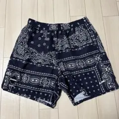 F.C.Real Bristol バンダナ柄 ショートパンツ Mのサムネイル