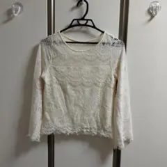 花柄レース長袖トップス
