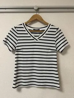 INGNI ボーダー Vネック 半袖カットソー