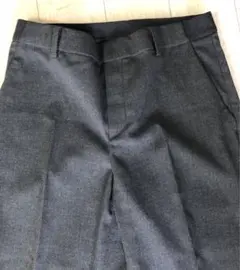 UNIQLOテーパード スラックス M