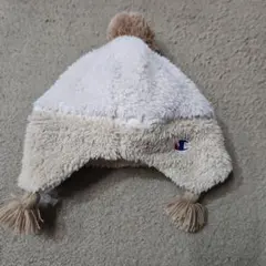 Champion ポンポン付きニット帽 ホワイト・ベージュ