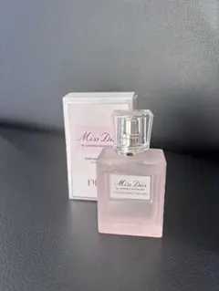 Miss Dior Blooming Bouquet 香水