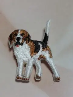 犬　刺繍ワッペンブローチ ハンドメイド