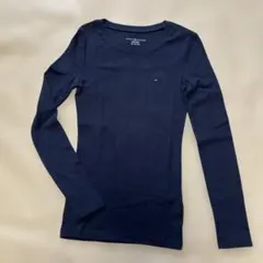 TOMMY HILFIGER 長袖Ｔシャツ　ネイビー　XSサイズのサムネイル
