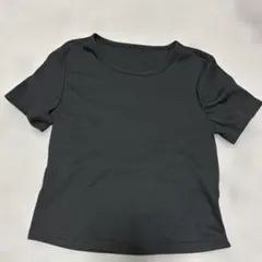 SHEIN 黒Tシャツ