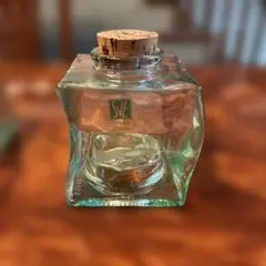 SVE ガラス瓶 コルク蓋付き 角型