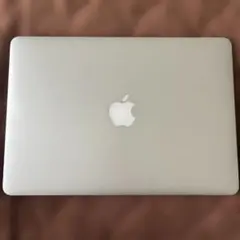 週末セール5千円引き【美品】充放電回数23回 MacBook Air 13インチのサムネイル