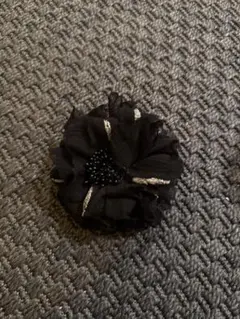 ブラック 花 コサージュ