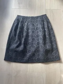 BALLSEY 黒 ジャガード フレアスカート 花柄