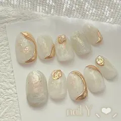 【現品】ネイルチップ　ホワイトとゴールドミラーニュアンス/ウエディング・お呼ばれ