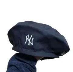 NEW ERA ニューヨークヤンキース ベレー帽 ネイビー
