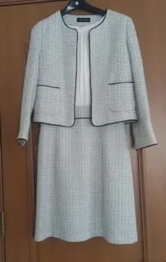 セレモニー用セットアップスーツ 長袖ひざ丈ワンピース ジャケット付き